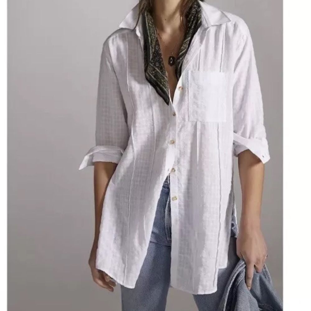 Anthropologie Textured Button Down Tunic in White, Size M